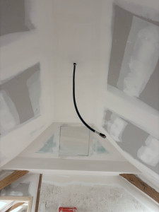 Photo de galerie - Pose de trappe sur rampant 