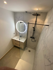 Photo de galerie - Salle de bain complète