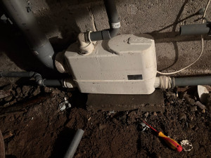 Photo de galerie - Installation SANI broyeur