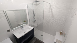 Photo de galerie - Réalisation d'une salle de bain complète 