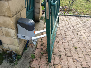 Photo de galerie - Motorisation portail électrique 