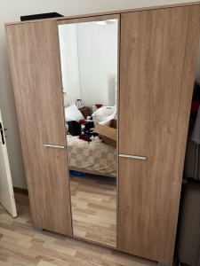 Photo de galerie - Montage d’une armoire 