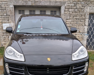 Photo de galerie - Rénovation de vos phares...

finitions au 5000 à l'eau.