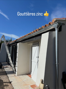 Photo de galerie - Pose de gouttières zinc