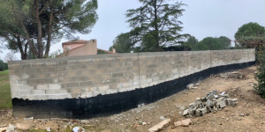 Photo de galerie - Mur de clôture 