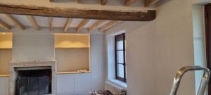 Photo de galerie - Rénovation du mûre et plafonds poutre 