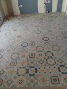 Photo de galerie - Carrelage cuisine 9 motifs différents