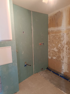 Photo de galerie - Contre cloison/ trape de visite pour nourrice d'alimentation eau chaude eau froide.