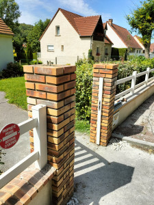 Photo de galerie - Petits travaux de rehaussement de pilier en brique