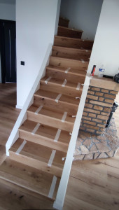 Photo de galerie - Sol et escalier en parquet 
