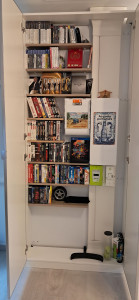 Photo de galerie - Pose d'étagères sur mesure dans meuble déjà présent et posé par mes soins 