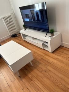 Photo de galerie - Prestation de ménage effectuée chez un particulier avec soin et sérieux : nettoyage des surfaces, aspiration et lavage des sols.