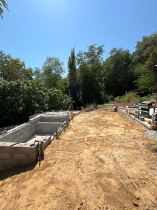 Photo de galerie - Terrassement pour futur dallage terrasse 