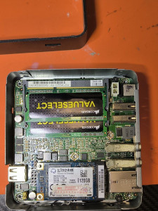 Photo de galerie - Dépannage informatique