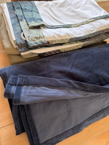 Photo de galerie - Ourlet rideaux 