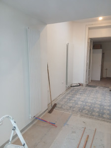 Photo de galerie - Pose des nouveaux radiateurs 
