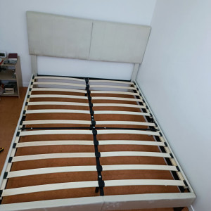 Photo de galerie - Montage d'un lit double en kit chez un particulier 