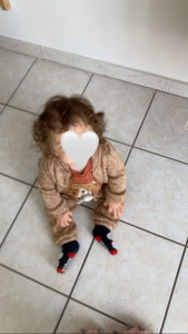 Photo de galerie - Bonjour je suis disponible pour des babysitting j’ai de l’expérience grâce à mon petit frère de un an et les autres enfants que j’ai pu garder. Je suis une fille patiente et qui aime s’occuper des enfants. 