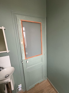 Photo de galerie - Création de vitrage sur porte intérieur 