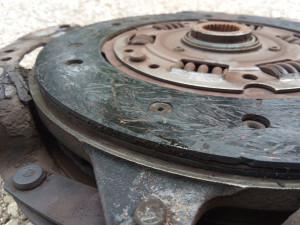 Photo de galerie - Changement du kit d'embrayage 