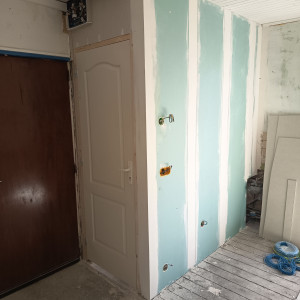 Photo de galerie - Creation de cloison + pose porte