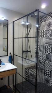 Photo de galerie - Rénovation SDB douche a l'italienne+faience+sol