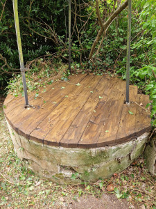 Photo de galerie - Recouvrement d'un puit.