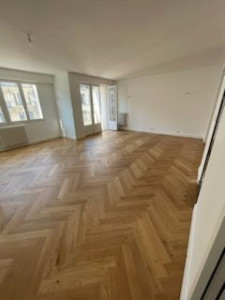 Photo de galerie - Pose de parquet en pose de Chevron collé