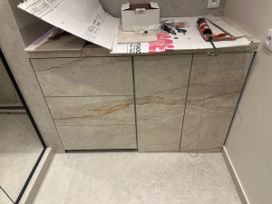 Photo de galerie - Création vasque sur mesure et meuble sur mesure carrelé 