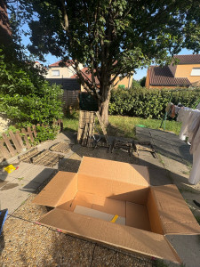 Photo de galerie - Salon de jardin (canapé, fauteuil et table basse)