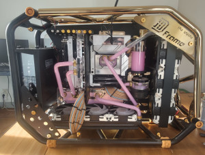 Photo de galerie - Montage d'un pc sur mesure