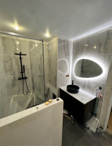 Photo de galerie - Rénovation salle de bain - APRÈS