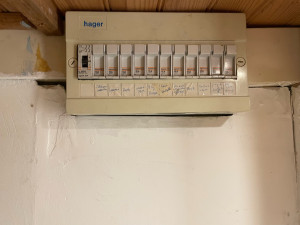 Photo de galerie - Mise aux normes du tableau électrique A1