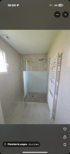 Photo de galerie - Bonjour, voici une photo d’une salle de bain entièrement rénover par mes soins