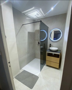 Photo de galerie - Réfection complète d'une salle de bain 4m2