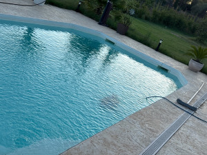 Photo de galerie - Entretien et nettoyage de votre piscine
