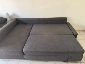 Photo de galerie - Nettoyage d’un canapé avant 