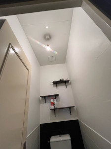 Photo de galerie - Pose de lambris pvc dans un wc 