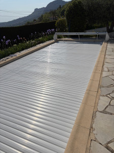 Photo de galerie - Nettoyage d’un volet roulant 