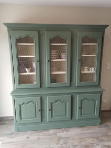 Photo de galerie - Relooking ancien vaisselier 