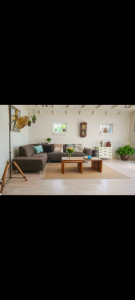 Photo de galerie - Ménage complet du salon, nettoyage soigné pour un espace propre et accueillant.