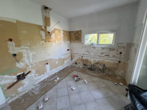 Photo de galerie - Bricolage et multi services