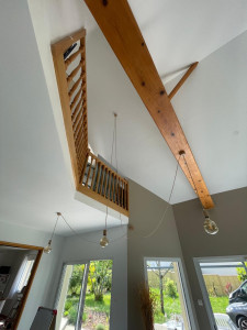 Photo de galerie - Pose de lustre araignée, toute hauteur 