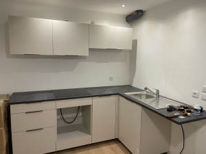 Photo de galerie - Pose de une cuisine.