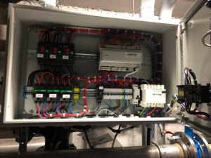 Photo de galerie - Câblage de l’armoire électrique 