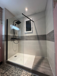 Photo de galerie - Réalisation salle de bain complète 