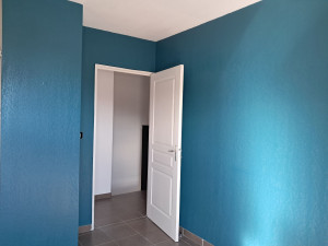 Photo de galerie - Peinture dans chambre 