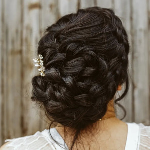 Photo de galerie - Chignon mariée 