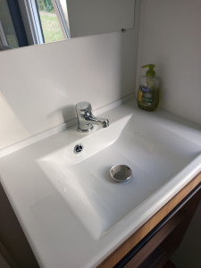 Photo de galerie - Entretien de salle de bain mobile home 