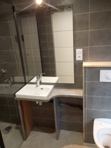 Photo de galerie - Creation salle de bain douche italienne evier et wc suspendu 
